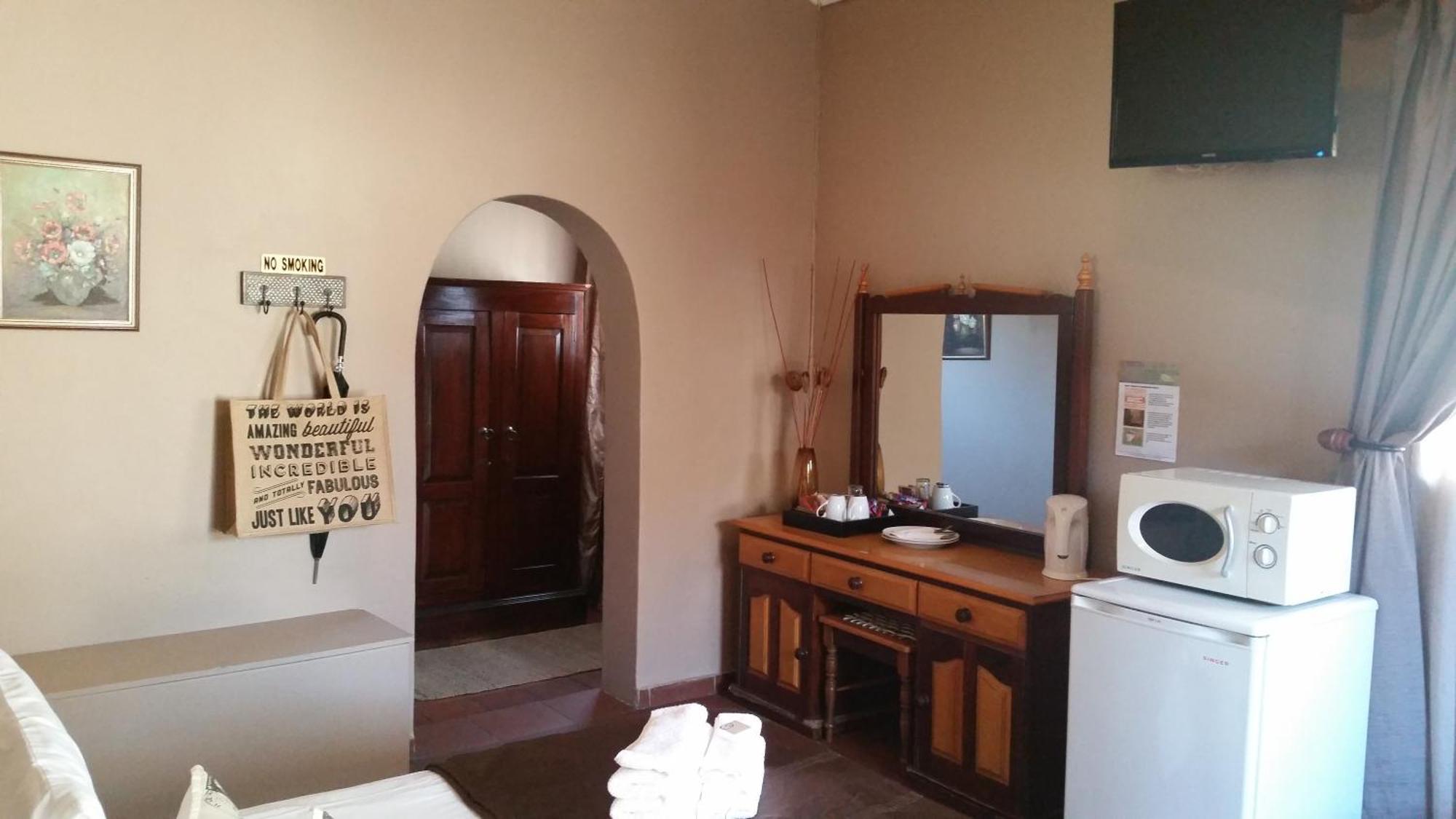 Greenfields Guesthouse & Restaurant Alberton Bilik gambar